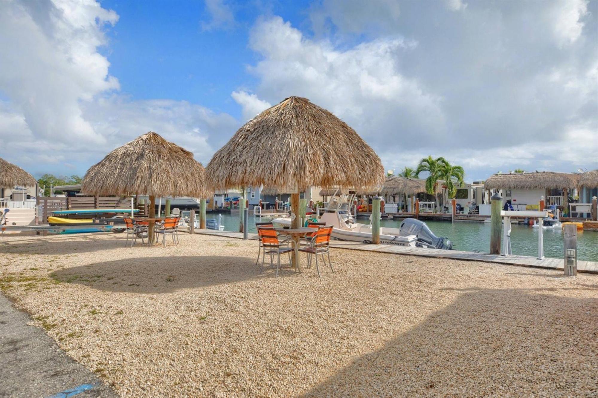 Waterfront Studio 2, Couples Oasis, Kayaks, Pool Jewfish Zewnętrze zdjęcie